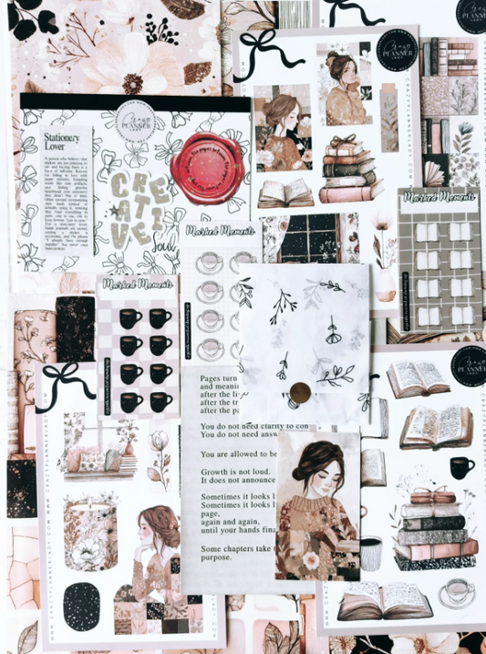 February Mail Club - Bookish theme between the pages